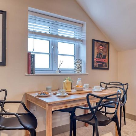 The Station Loft City Centre 1-Bed Apartment Worcester Exterior photo